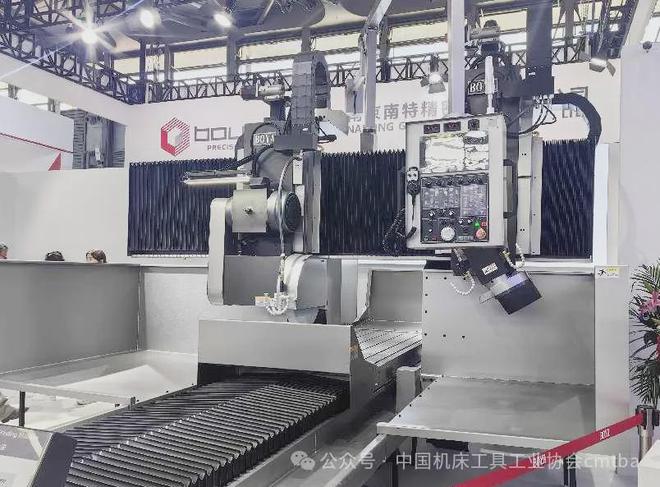 CCMT2024评述部分磨床展品及技术分析(图9)
