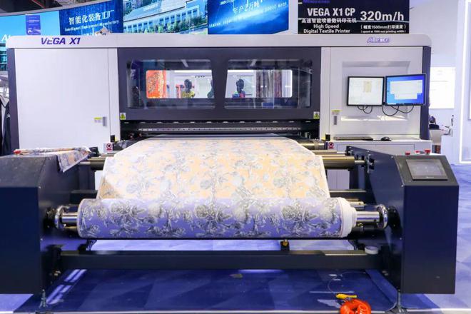 z6尊龙·凯时：行业关注中国纺织机械协会会长顾平：国际纺织机械展行业搭建产业转型升级应用场景！(图2)