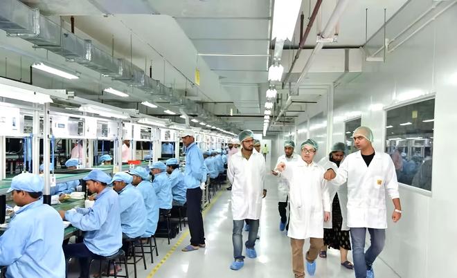 印度制造手机横扫美国中国跌至25%而真正的美国制造几乎为零(图8)