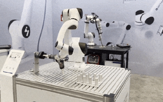 大族机器人精彩亮相2024年美国芝加哥机床展（IMTS）(图3)