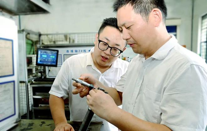 同步开发挑战极限等速驱动轴厂3EE连接轴项目成功量产