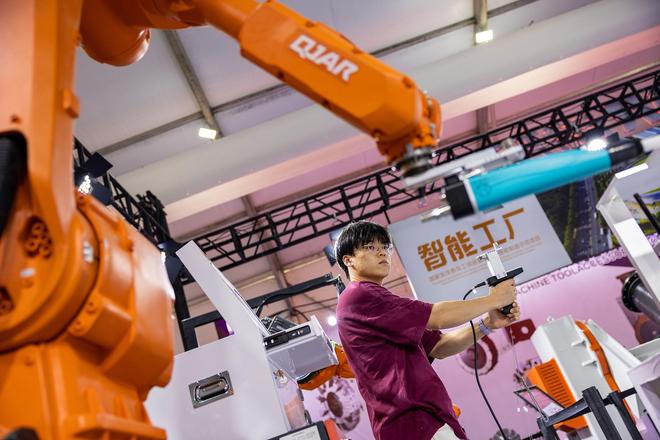 z6尊龙·凯时：央广时评丨创新潮起为“中国新智造”注入数智动能