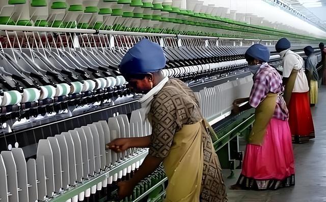 美国人意识到贸易战后将不会再有中国外的大规模工业化国家了(图4)